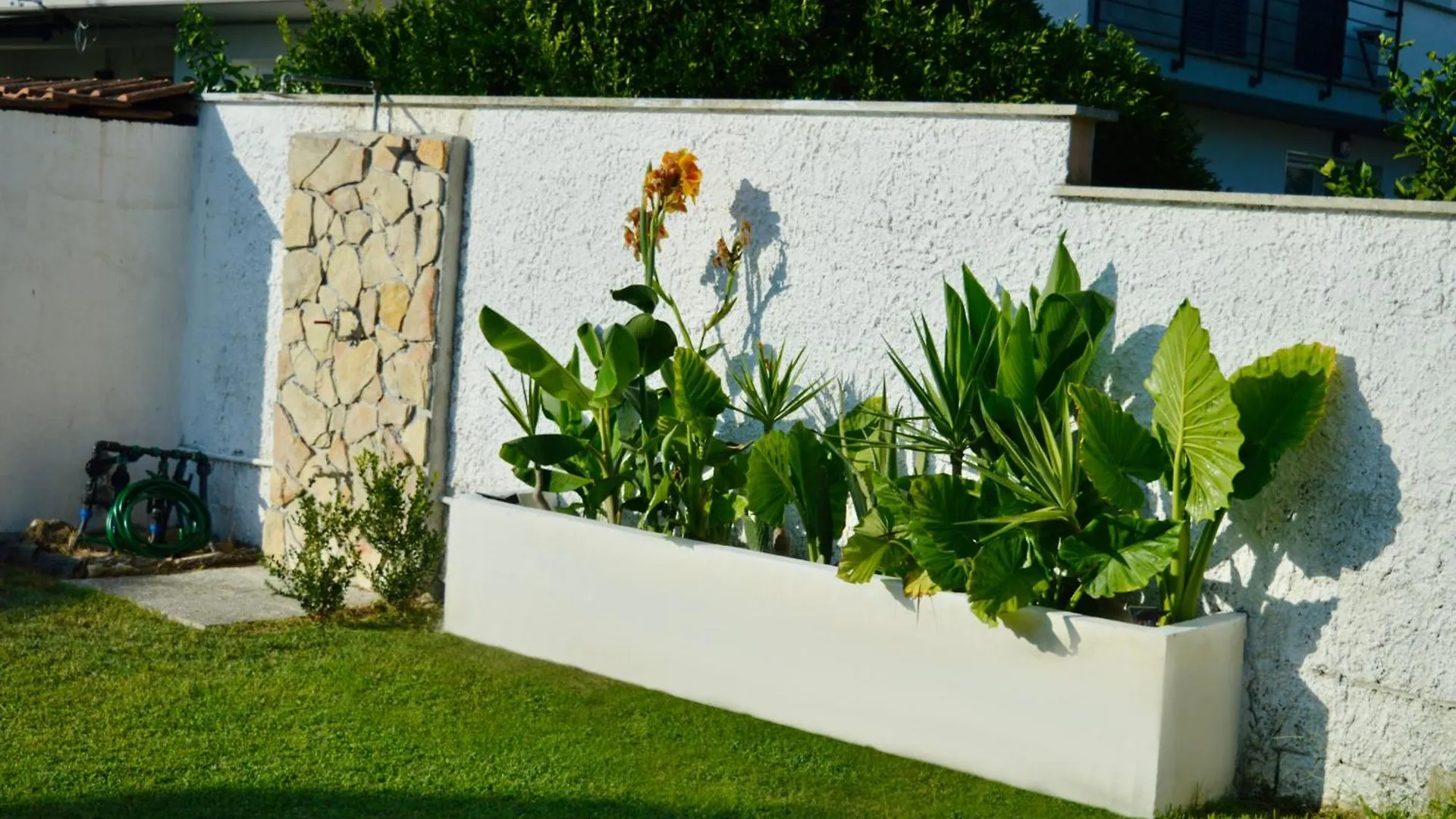 Domus Aurea - Appartamento intero ed indipendente con giardino Fiumicino Italia