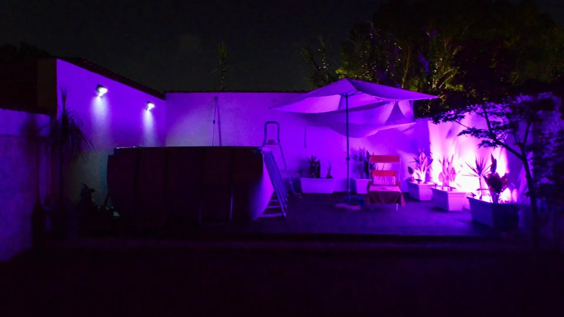 Domus Aurea - Appartamento intero ed indipendente con giardino Fiumicino